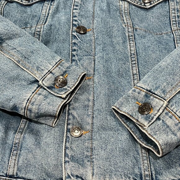 BDG Sherpa Denim Trucker Jean Jacket, Light Wash, L - Picture 7 of 9